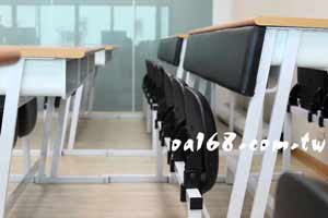 <table border=0 width=300><tr><td width=70><b>ӫ~W</b>G</td><td>ɲ߯ZҮ1</td></tr><tr><td width=70><b>ӫ~</b>G</td><td>@~i</td></tr><td width=70><b>ӫ~s</b>G</td><td>ET-001</td></tr><tr><td><b>s</b>G</td><td>3416</td></tr><tr><td><b>ӫ~²</b>G</td><td>"+dݤj"s5iϤ
LȤpȤW
</td></tr></table>
